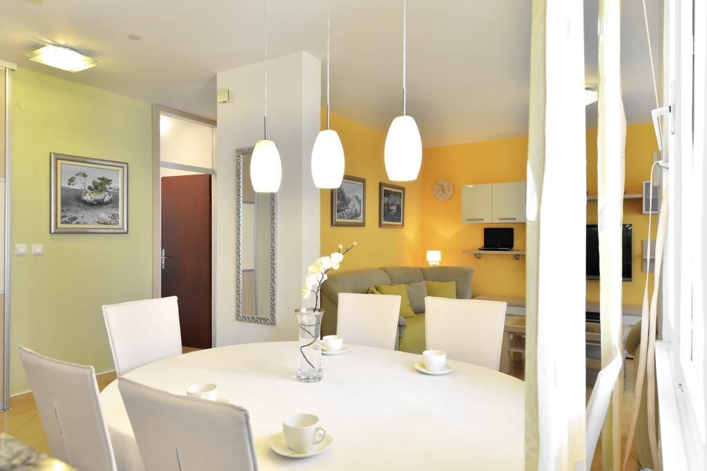 Cozy Beach Apartment スプリト エクステリア 写真