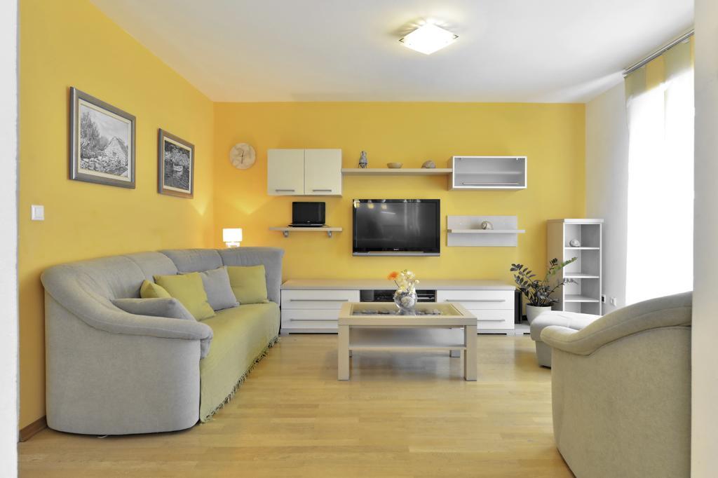 Cozy Beach Apartment スプリト エクステリア 写真